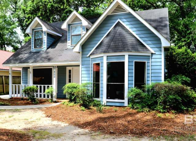 Property at 902 Pinemont Dr, Mobile, AL 36609, 3 beds, 2 baths