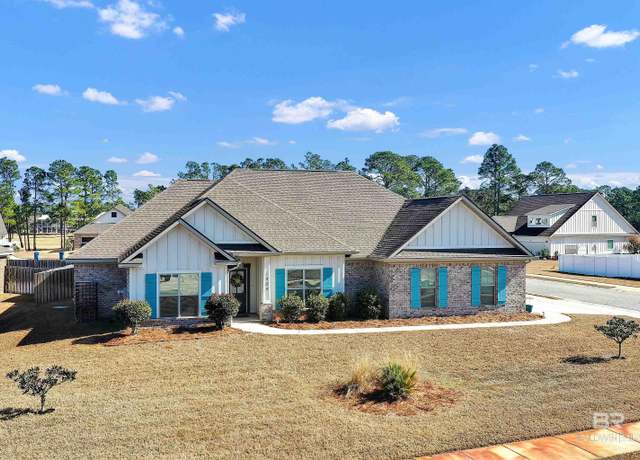 Property at 1904 Hogan Dr, Gulf Shores, AL 36542, 4 beds, 3 baths