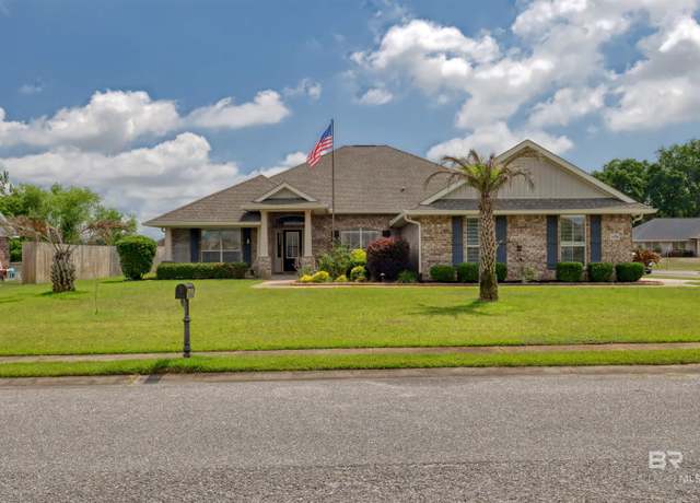 Property at 14794 Troon Dr, Foley, AL 36535, 4 beds, 3 baths