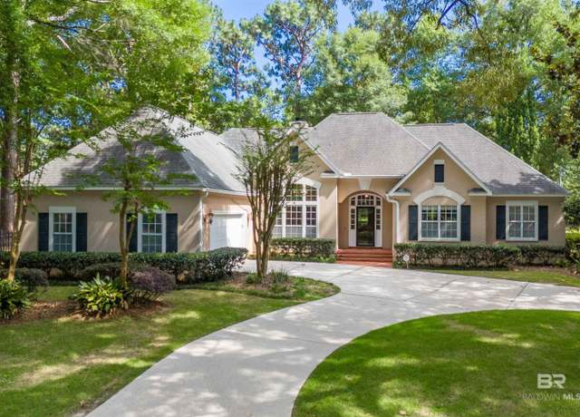 Property at 104 Ferncliff Cir, Daphne, AL 36526, 4 beds, 3.5 baths