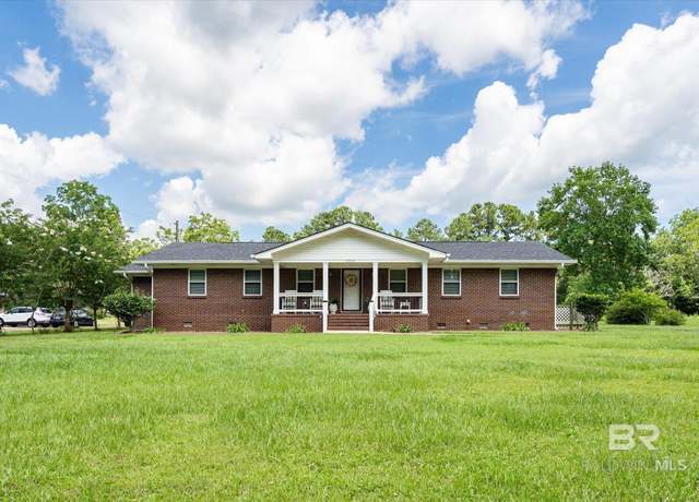 Property at 22640 Adams Dr, Robertsdale, AL 36567, 3 beds, 2 baths