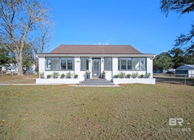 Property at 25121 State St, Elberta, AL 36530, 2 beds, 1 bath