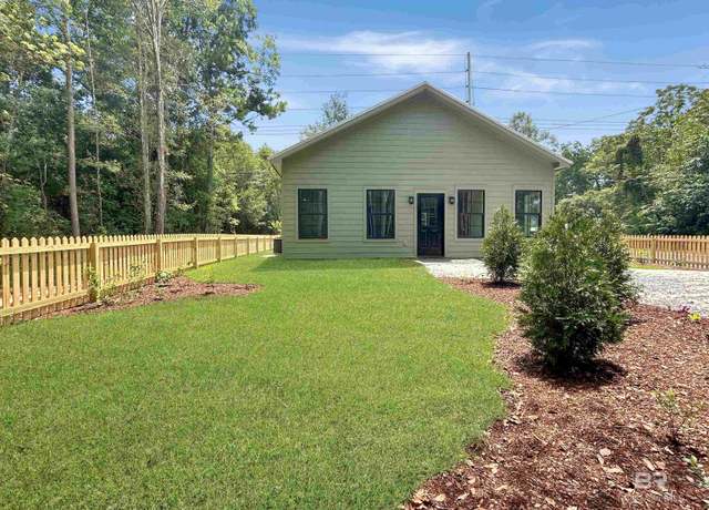 Property at 611 Fairland Ave, Fairhope, AL 36532, 2 beds, 1 bath