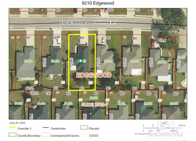 Property at 8210 Edgewood Dr, Daphne, AL 36526, 3 beds, 2 baths