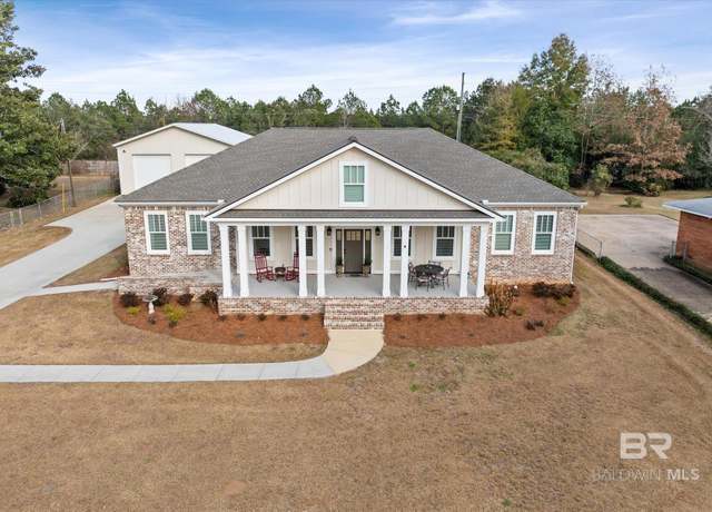 Property at 303 Patrician Dr, Spanish Fort, AL 36527, 4 beds, 3 baths