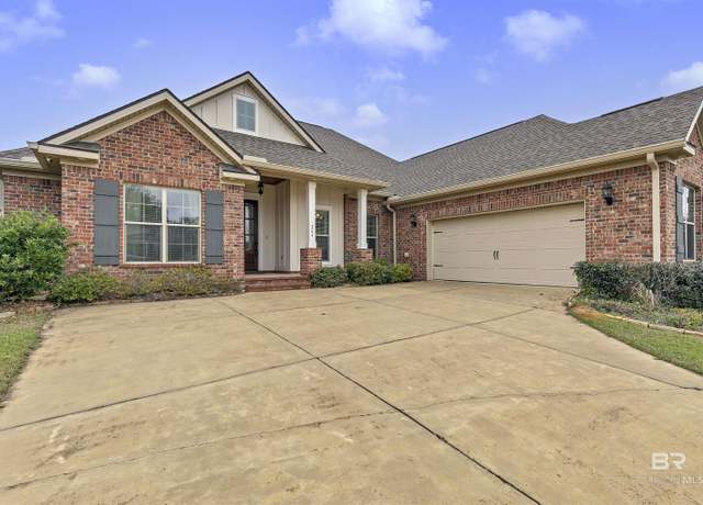 Property at 264 Garrison Blvd, Fairhope, AL 36532, 4 beds, 3.5 baths