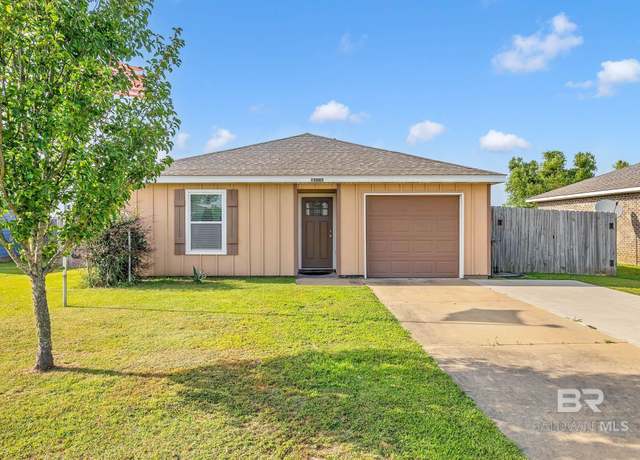 Property at 15085 Marem Dr, Foley, AL 36535, 3 beds, 2 baths