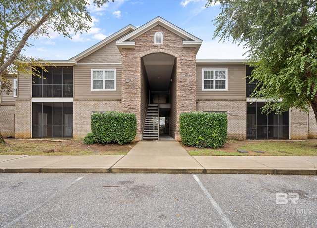 Property at 450 Park Ave, Foley, AL 36535, 3 beds, 2 baths