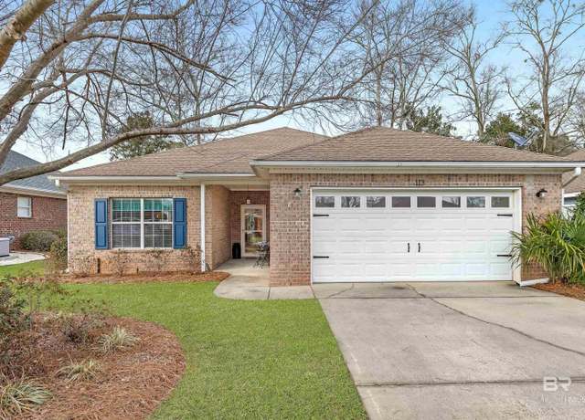 Property at 113 Natchez Trce, Foley, AL 36535, 3 beds, 2 baths