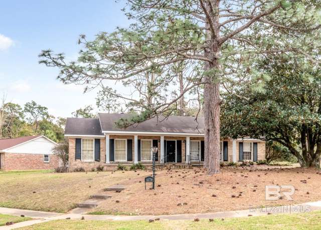 Property at 6179 Challen Cir S, Mobile, AL 36608, 4 beds, 2 baths