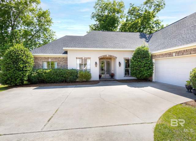 Property at 9005 Lake View Dr, Fairhope, AL 36532, 4 beds, 2 baths
