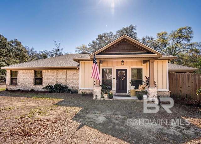 Property at 7420 Pake Rd, Saraland, AL 36571, 3 beds, 2 baths