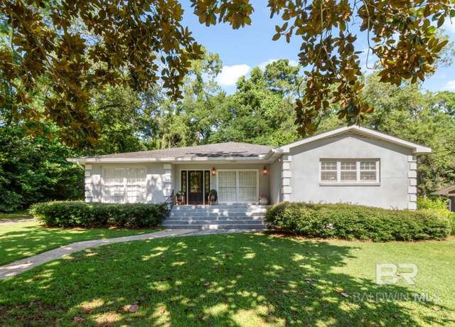 Property at 305 Springwood Dr, Mobile, AL 36608, 3 beds, 3 baths