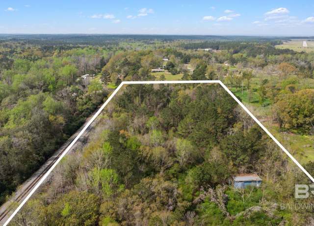 Property at 13400 D'Olive St, Bay Minette, AL 36507