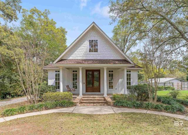 Property at 3 Mershon St, Fairhope, AL 36532, 3 beds, 2.5 baths