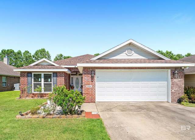 Property at 6950 Summerset Dr, Gulf Shores, AL 36542, 4 beds, 2 baths