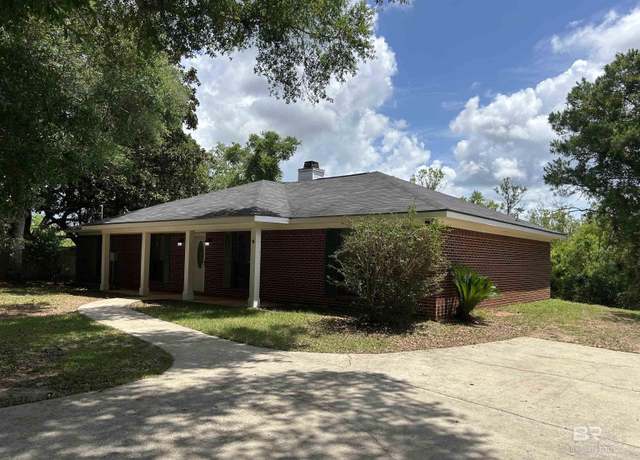 Property at 15602 Wrangler Rd, Summerdale, AL 36580, 3 beds, 2 baths