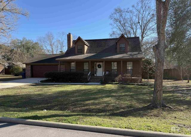 Property at 302 Pecan Dr, Brewton, AL 36426, 3 beds, 2.5 baths