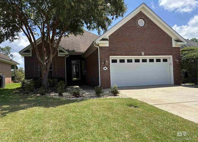 Property at 133 Club Dr, Fairhope, AL 36532, 3 beds, 2 baths