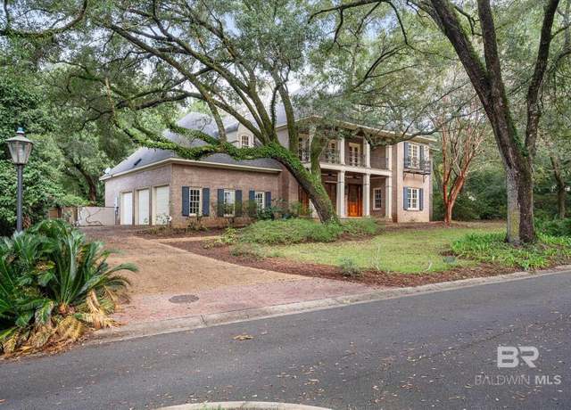 Property at 17305 Stillwood Ln, Fairhope, AL 36532, 5 beds, 6.5 baths