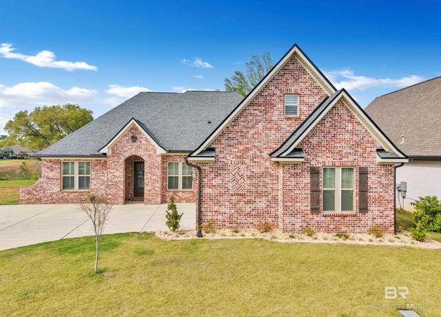 Property at 21069 Live Oak Cir, Gulf Shores, AL 36542, 3 beds, 2.5 baths