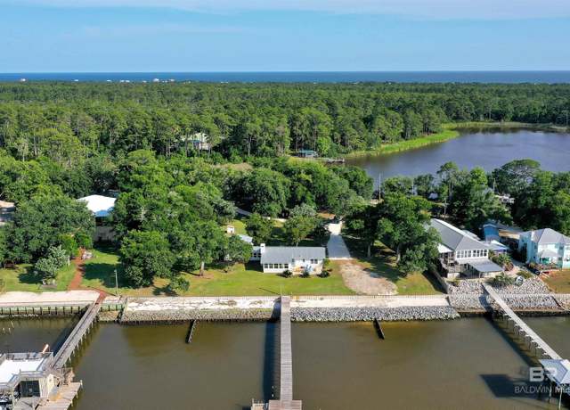 Property at 10289 Pleasure Point Rd, Gulf Shores, AL 36542, 4 beds, 3 baths