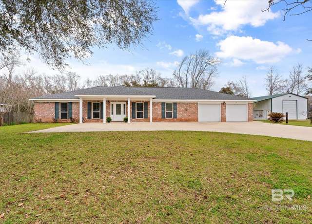 Property at 734 W Section Ave, Foley, AL 36535, 3 beds, 2 baths