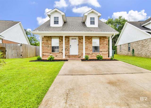 Property at 4012 Kendallbrook Loop, Foley, AL 36535, 3 beds, 2 baths