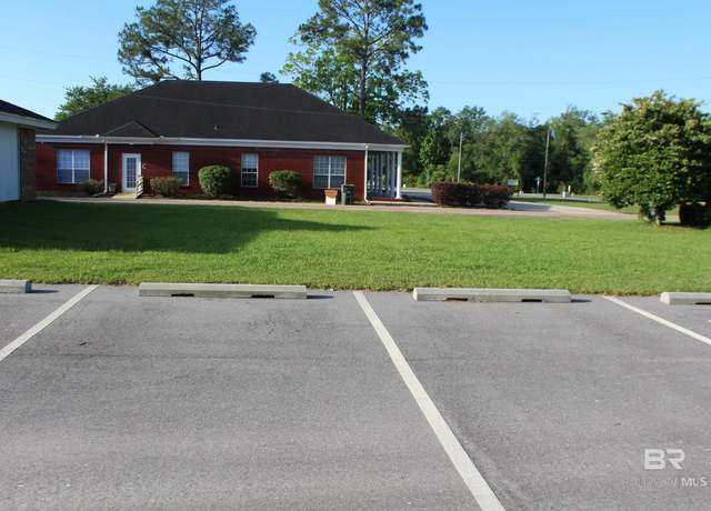 Property at 117 W Camphor Ave, Foley, AL 36535