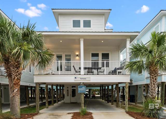 Property at 504 E Beach Blvd, Gulf Shores, AL 36542, 3 beds, 3.5 baths