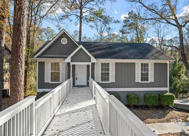 Property at 225 Rolling Hill Dr, Daphne, AL 36526, 4 beds, 3 baths