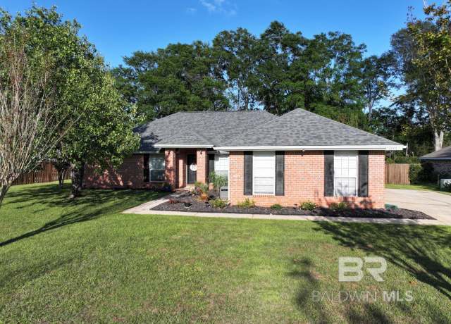 Property at 12662 Briarwood Dr, Foley, AL 36535, 3 beds, 2 baths