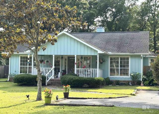 Property at 6749 Daniel Styron Ln, Gulf Shores, AL 36542, 3 beds, 2 baths