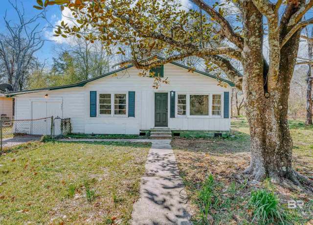 Property at 325 Mignionette Ave, Saraland, AL 36571, 3 beds, 1 bath