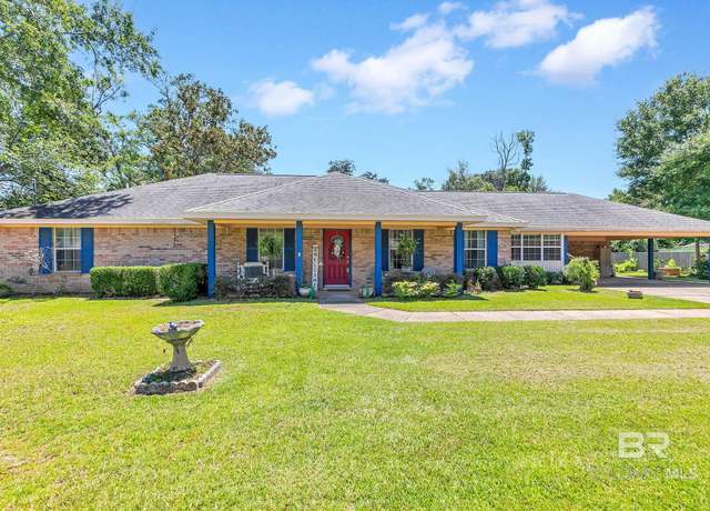 Property at 409 W Camphor Ave, Foley, AL 36535-2124, 3 beds, 2 baths