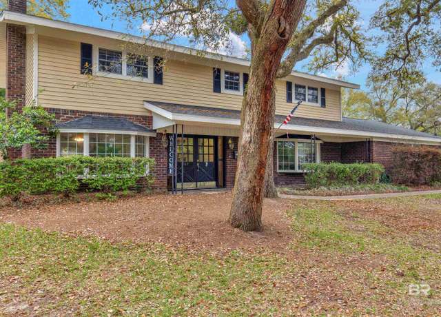 Property at 567 Wedgewood Dr, Daphne, AL 36526, 4 beds, 3 baths