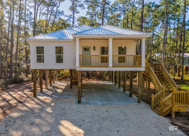 Property at 1009 Marquette Pl, Dauphin Island, AL 36528, 3 beds, 2 baths