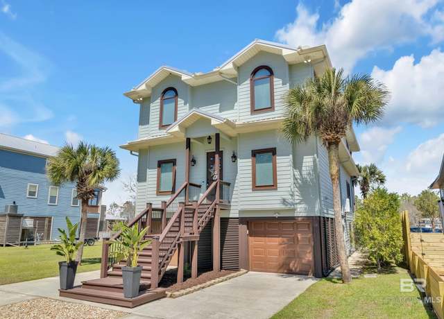 Property at 814 W Canal Dr, Gulf Shores, AL 36542, 4 beds, 4 baths