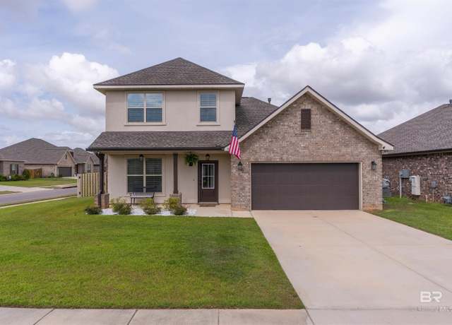 Property at 815 Connolly Ave, Foley, AL 36535, 4 beds, 2.5 baths