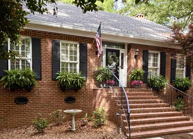 Property at 22649 Alice Ln, Fairhope, AL 36532, 4 beds, 2.5 baths