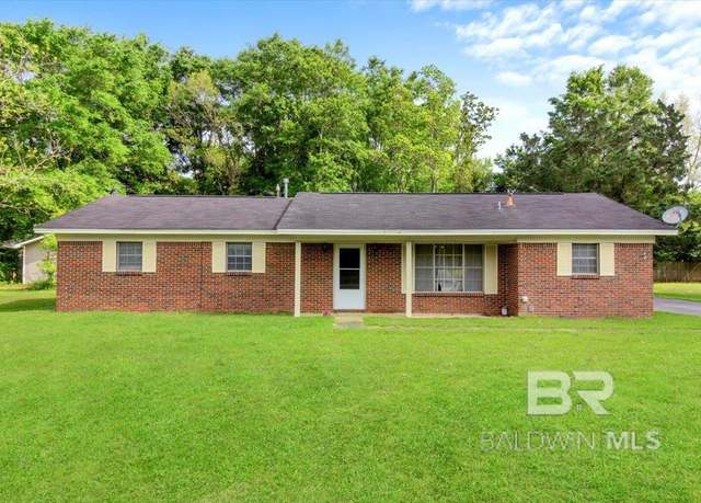 Property at 101 Stover Dr, Bay Minette, AL 36507, 3 beds, 2 baths