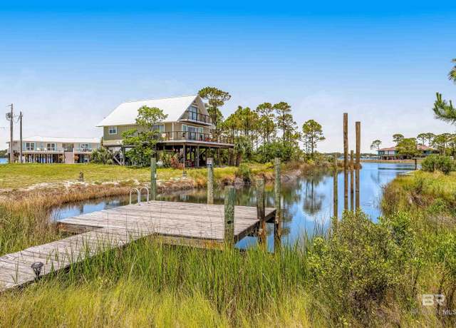 Property at 302 W 8th St, Gulf Shores, AL 36542, 5 beds, 3 baths