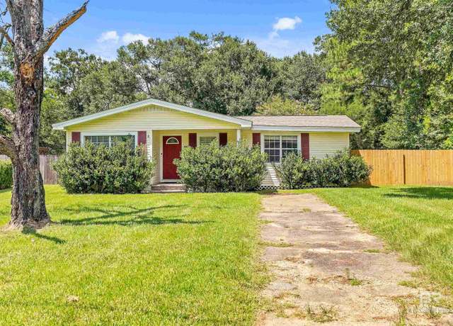 Property at 20 Robbie Ln, Saraland, AL 36571, 3 beds, 2 baths