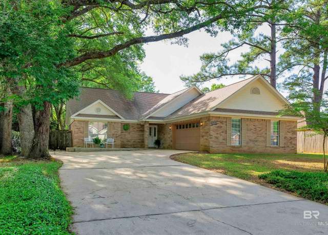 Property at 19741 Hunters Loop, Fairhope, AL 36532, 3 beds, 2 baths