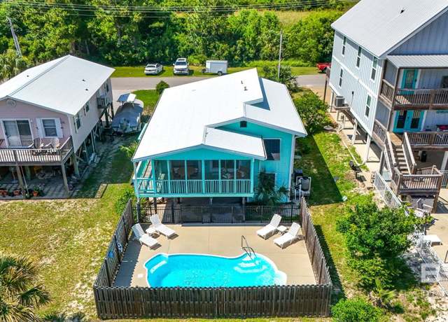 Property at 331 E 2nd Ave, Gulf Shores, AL 36542, 3 beds, 2 baths