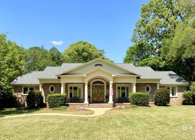 Property at 4 Kingsway, Mobile, AL 36608, 4 beds, 4.5 baths