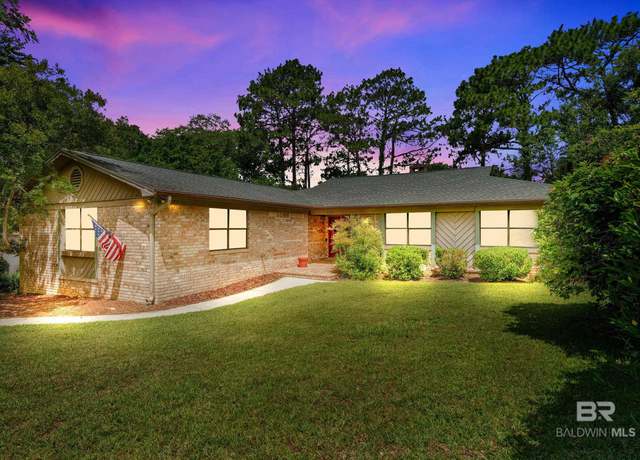 Property at 110 Dewitt Cir, Daphne, AL 36526, 3 beds, 2.5 baths