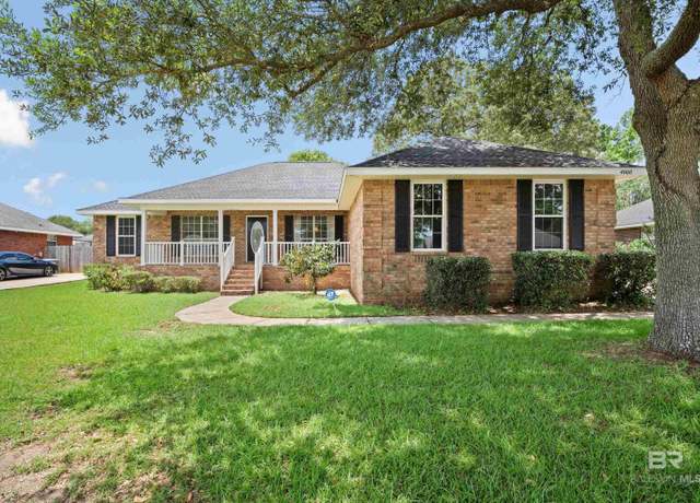 Property at 4000 W Fenwick Loop, Mobile, AL 36695, 4 beds, 2 baths