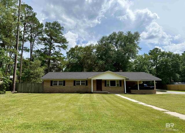 Property at 617 Garrett St, Brewton, AL 36426, 3 beds, 2.5 baths