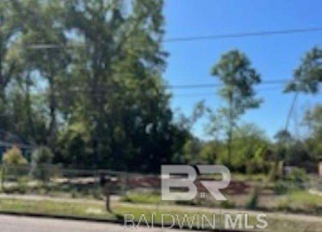 Property at 2309 Roosevelt Ave, Mobile, AL 36617
